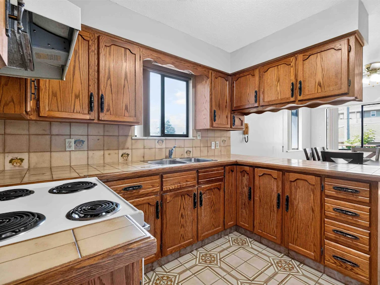 2739 E 8th Avenue, Vancouver, BC, V5M 1W7 - 14