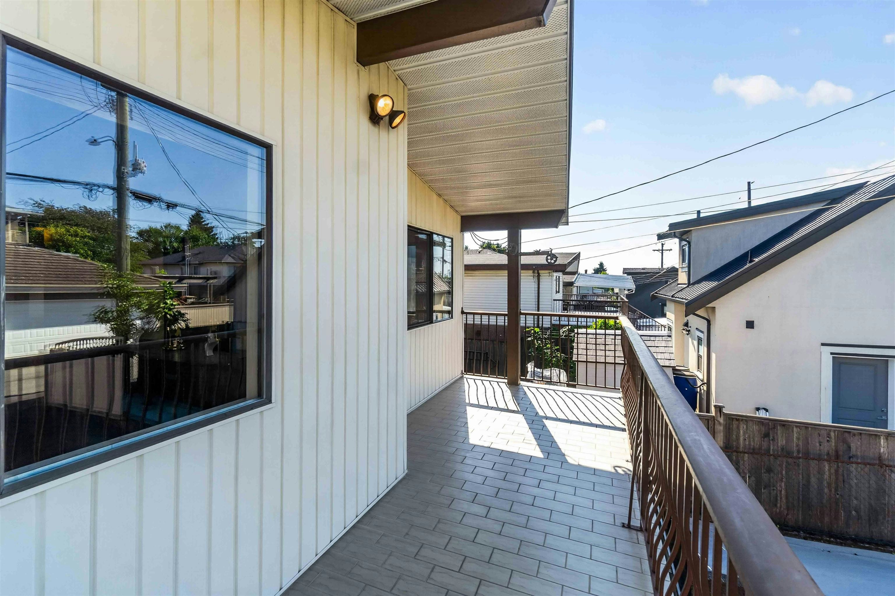 2739 E 8th Avenue, Vancouver, BC, V5M 1W7 - 36