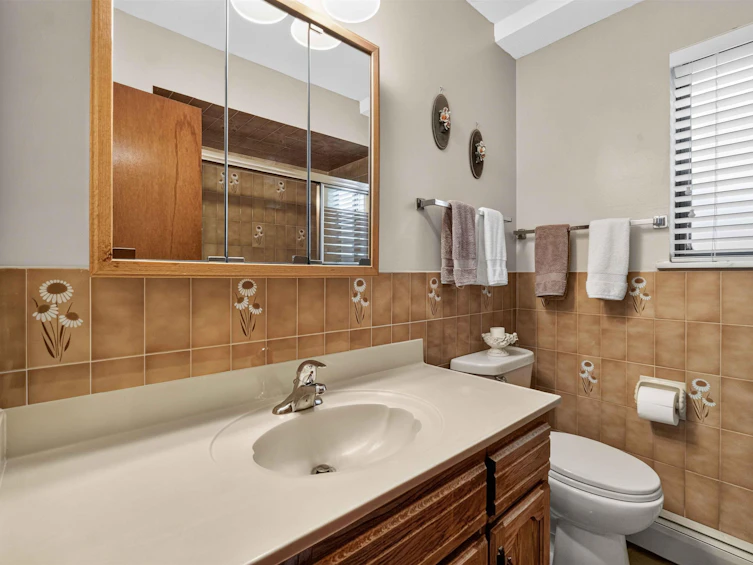 2739 E 8th Avenue, Vancouver, BC, V5M 1W7 - 20