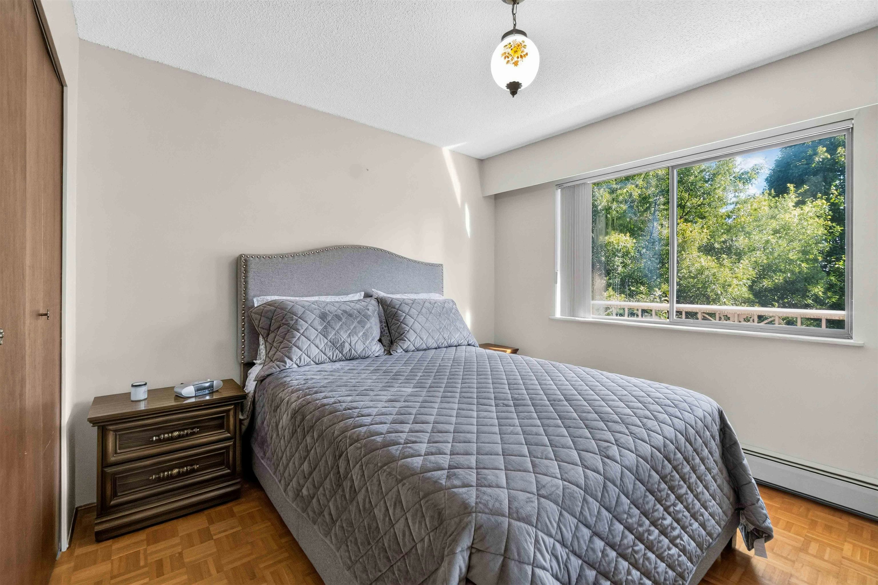 2739 E 8th Avenue, Vancouver, BC, V5M 1W7 - 26