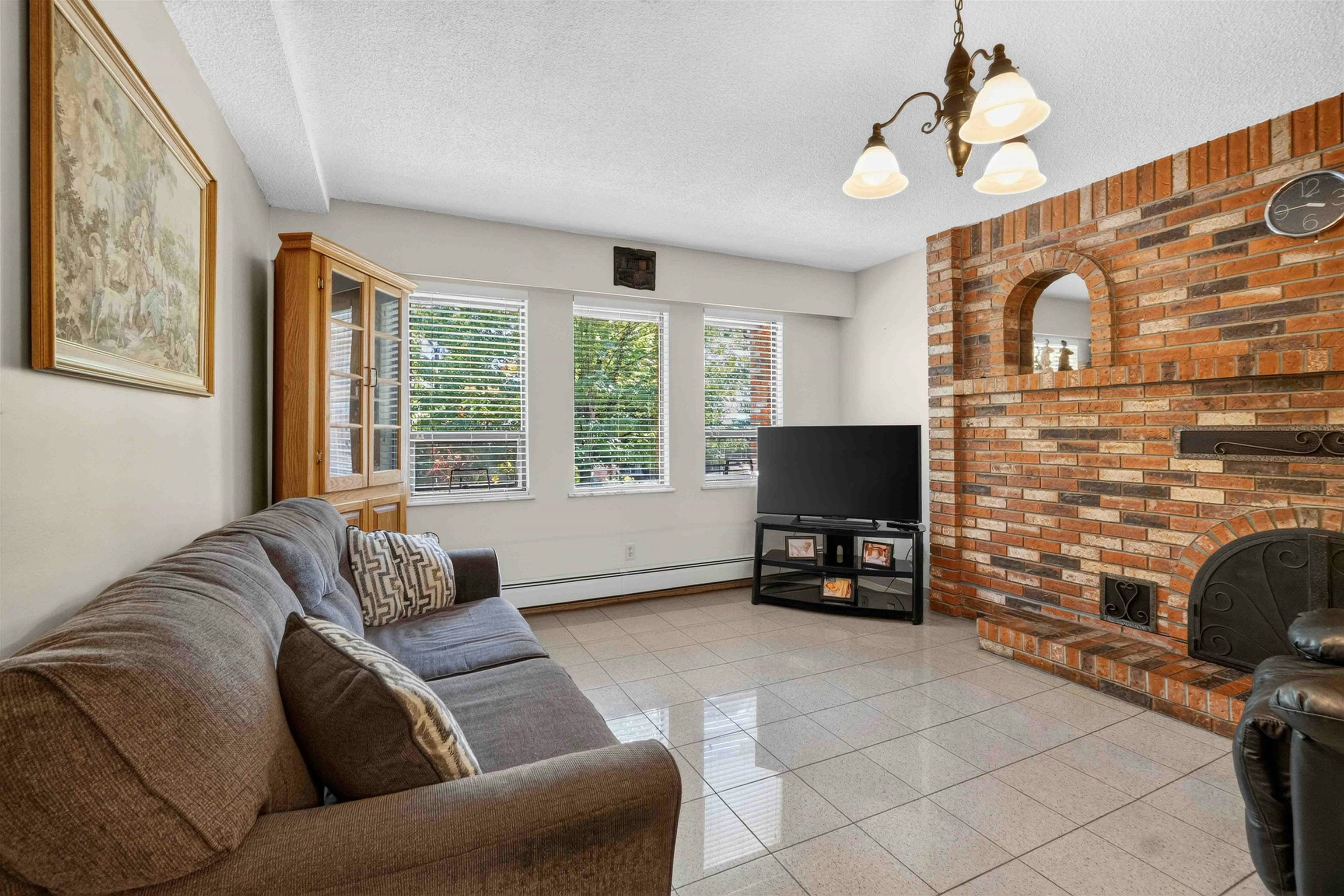 2739 E 8th Avenue, Vancouver, BC, V5M 1W7 - 7