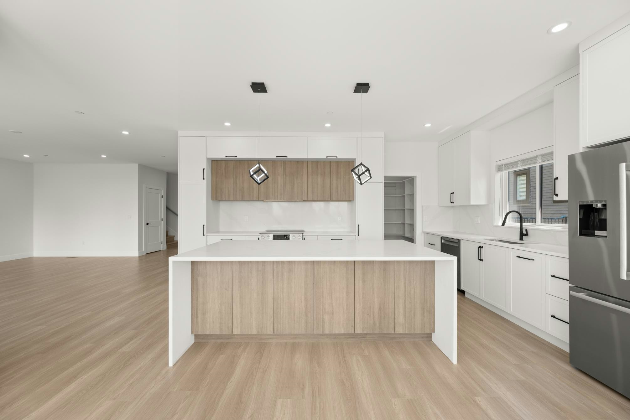 34030 Parr Avenue, Mission, BC, V2V 6B2 - 10