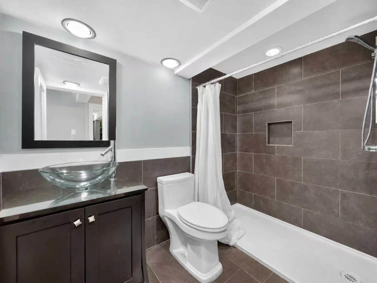 4327 W 12th Avenue, Vancouver, BC, V6R 2P9 - 18