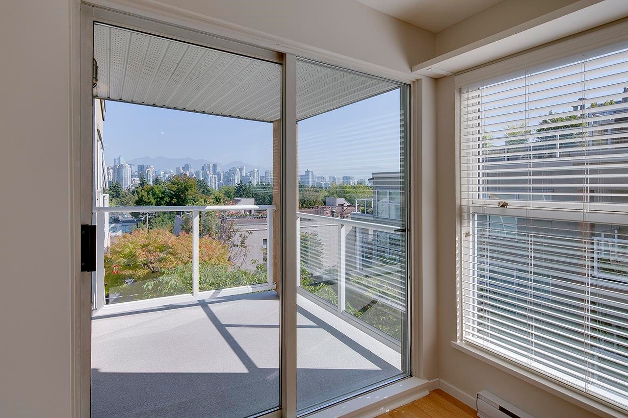 204-943 W 8th Avenue - 4