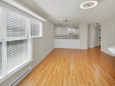 204-943 W 8th Avenue - 5