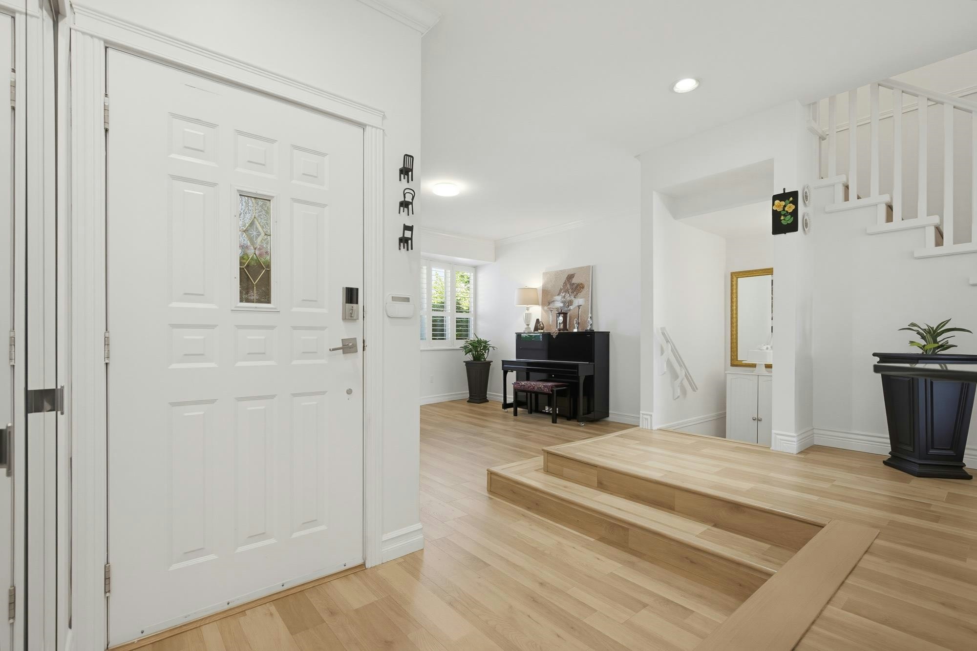 8-920 Citadel Drive - 3