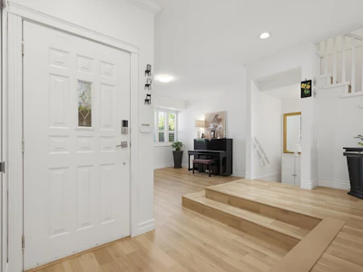 8-920 Citadel Drive - 3