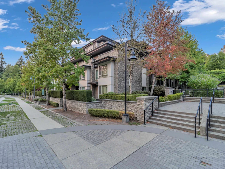 203-7418 Byrnepark Walk, Burnaby, BC, V3N 0B3 - 24