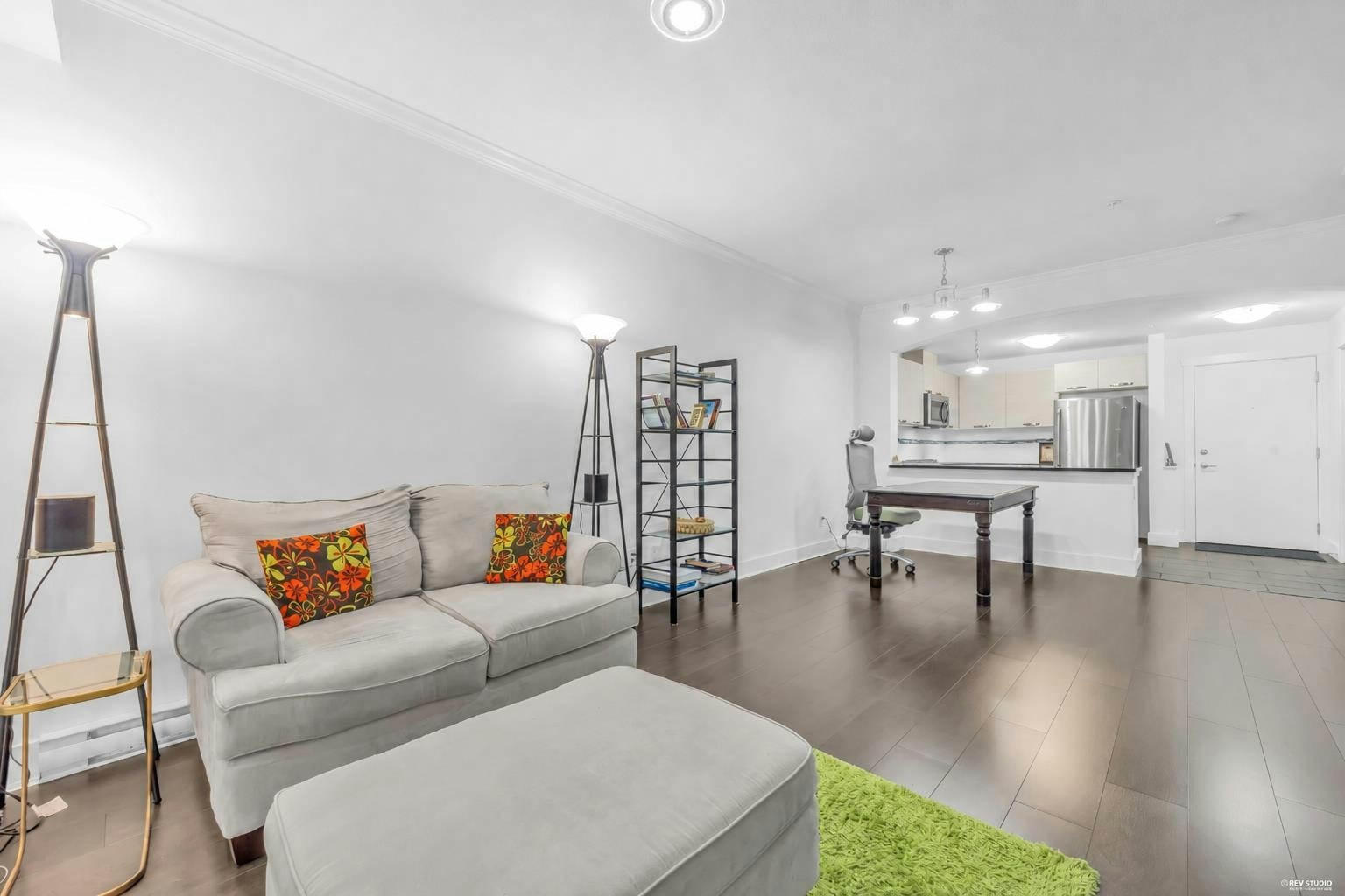 203-7418 Byrnepark Walk, Burnaby, BC, V3N 0B3 - 6
