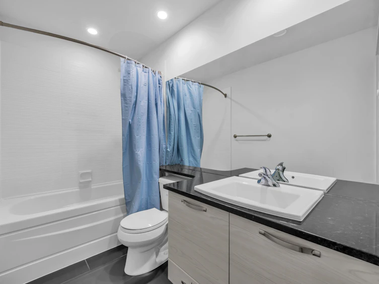 203-7418 Byrnepark Walk, Burnaby, BC, V3N 0B3 - 10