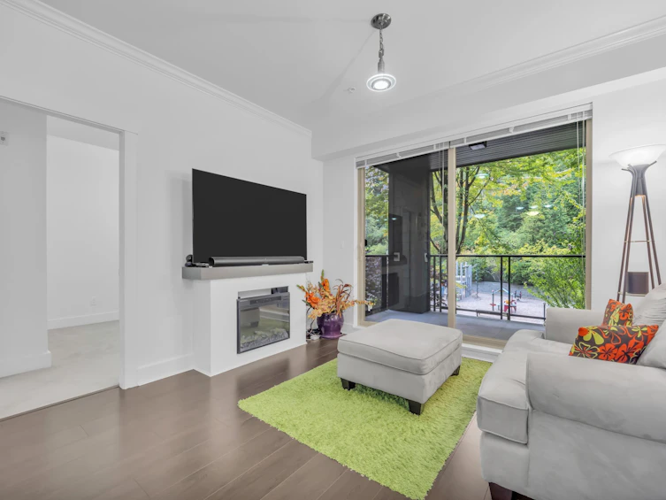 203-7418 Byrnepark Walk, Burnaby, BC, V3N 0B3