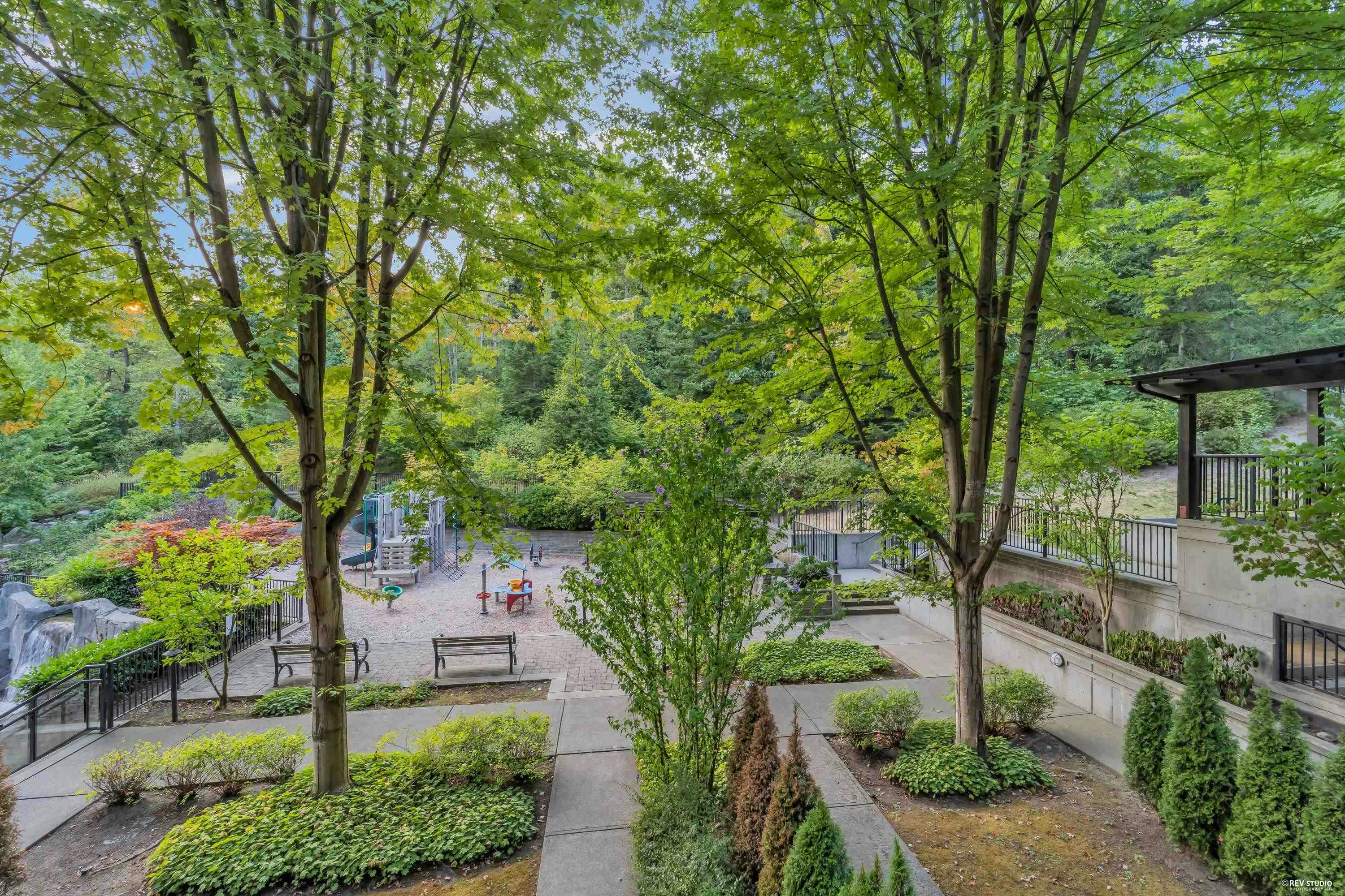 203-7418 Byrnepark Walk, Burnaby, BC, V3N 0B3 - 18