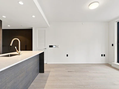 1004-1408 Robson Street - 5