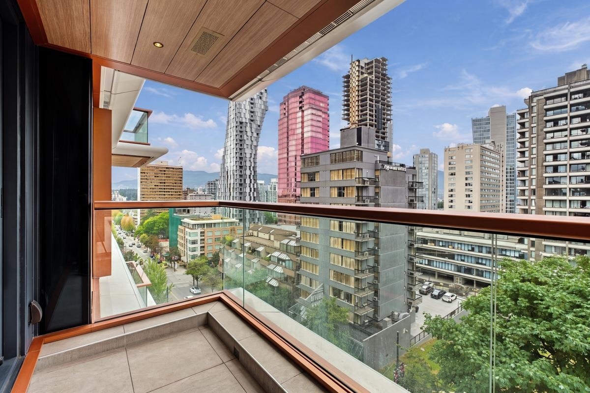 1004-1408 Robson Street, Vancouver, BC, V6G 1B9 - 11