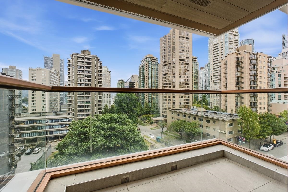 1004-1408 Robson Street, Vancouver, BC, V6G 1B9 - 13