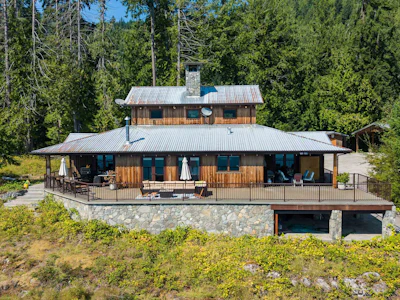 15781 East Egmont Shoreline - 2