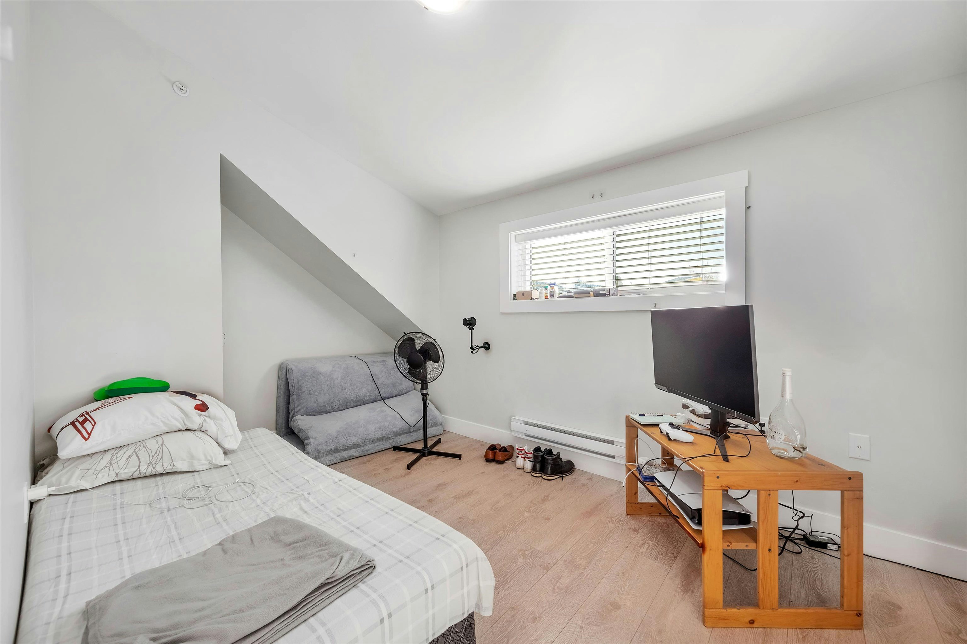 5887 Battison Street, Vancouver, BC, V5R 4M7 - 36
