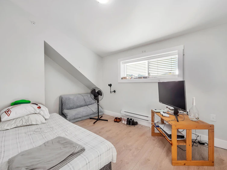 5887 Battison Street, Vancouver, BC, V5R 4M7 - 36