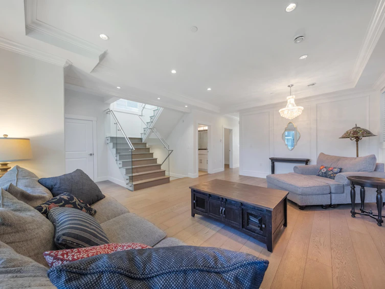5887 Battison Street, Vancouver, BC, V5R 4M7 - 3