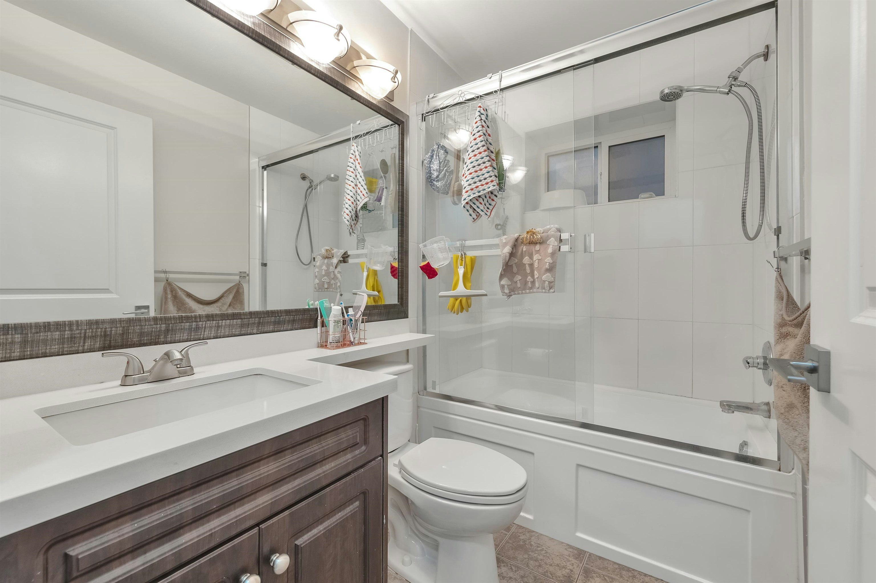 5887 Battison Street, Vancouver, BC, V5R 4M7 - 29