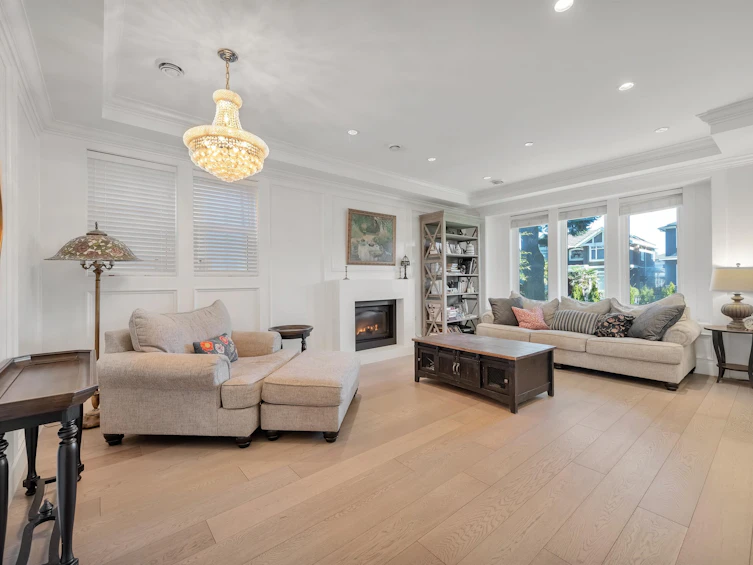 5887 Battison Street, Vancouver, BC, V5R 4M7 - 4