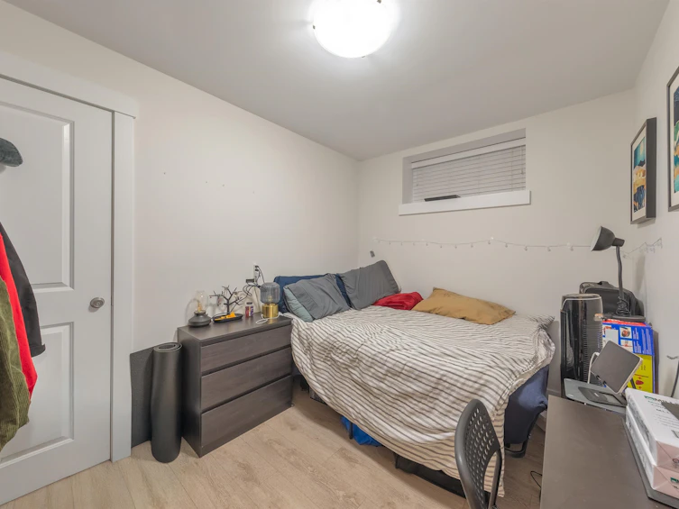 5887 Battison Street, Vancouver, BC, V5R 4M7 - 31