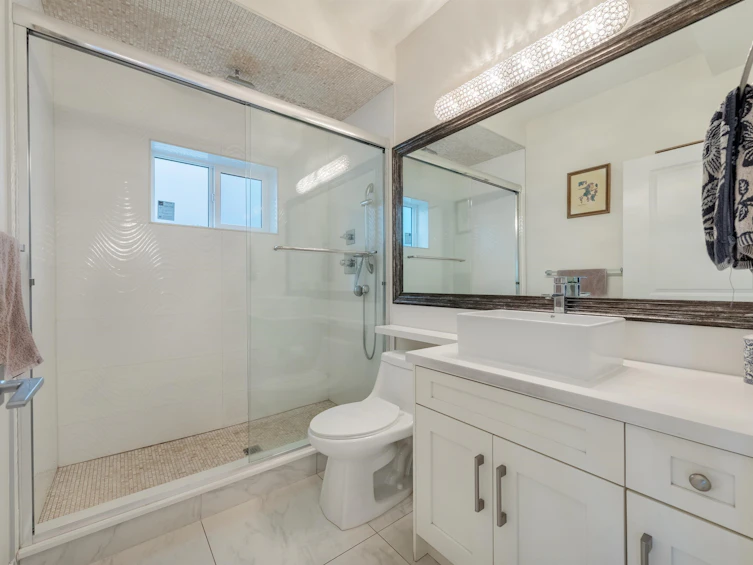 5887 Battison Street, Vancouver, BC, V5R 4M7 - 6