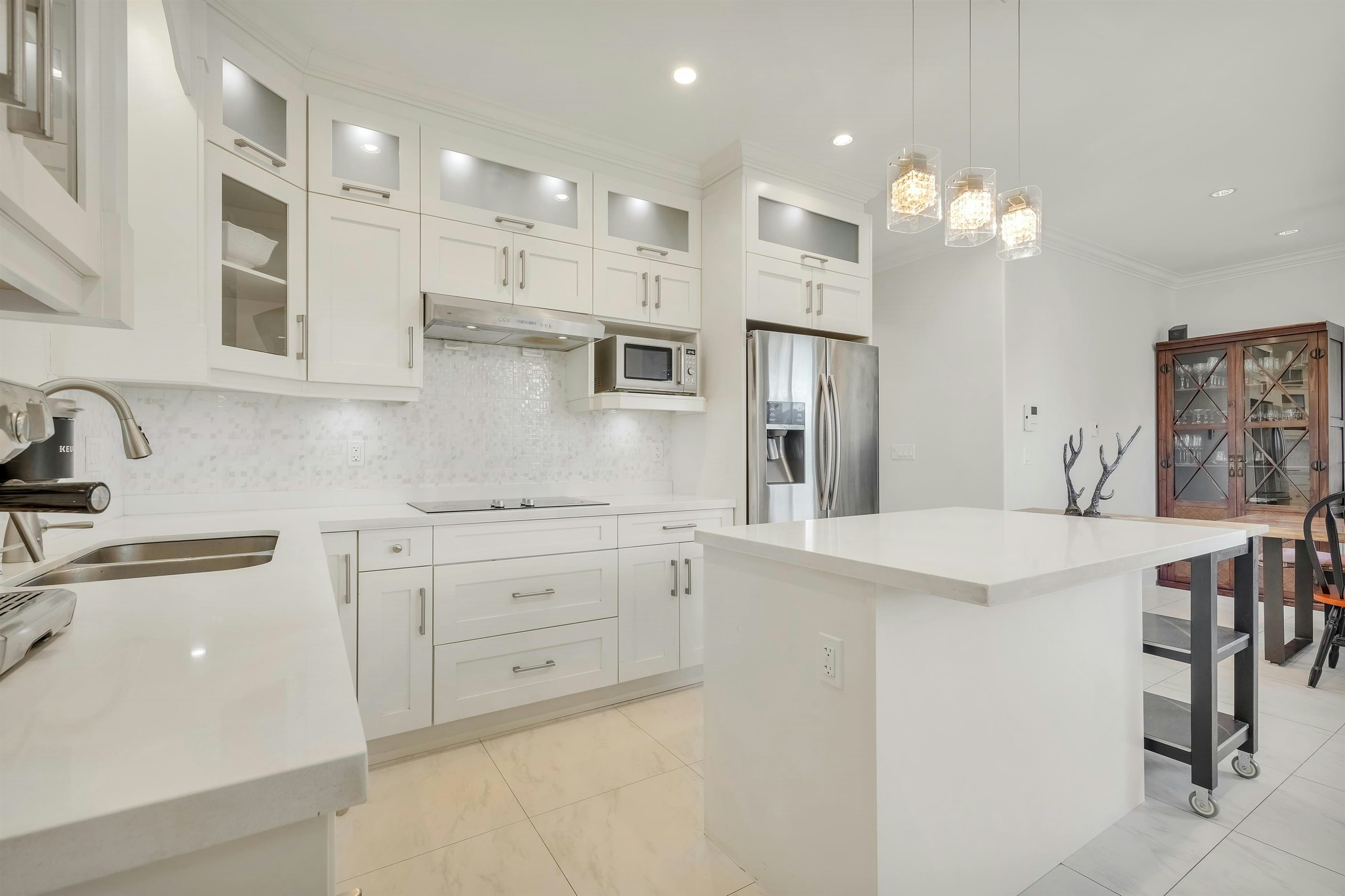 5887 Battison Street, Vancouver, BC, V5R 4M7 - 8