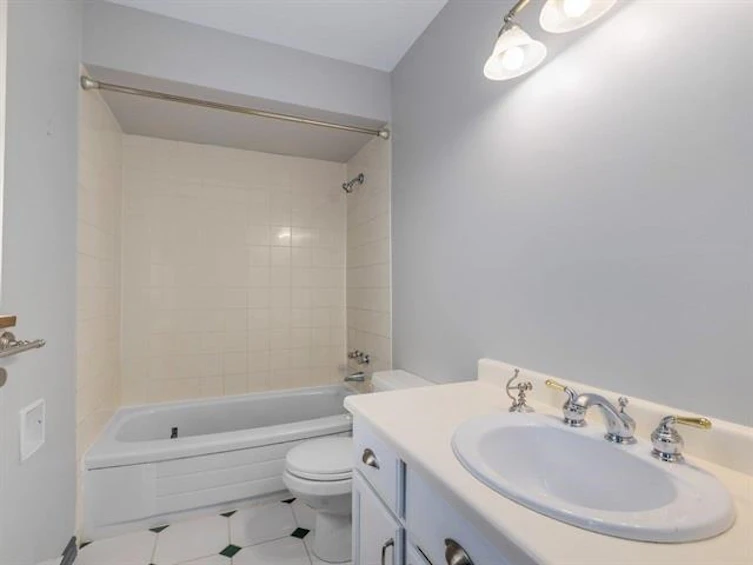 18208 21a Avenue, Surrey, BC, V3Z 9W2 - 29