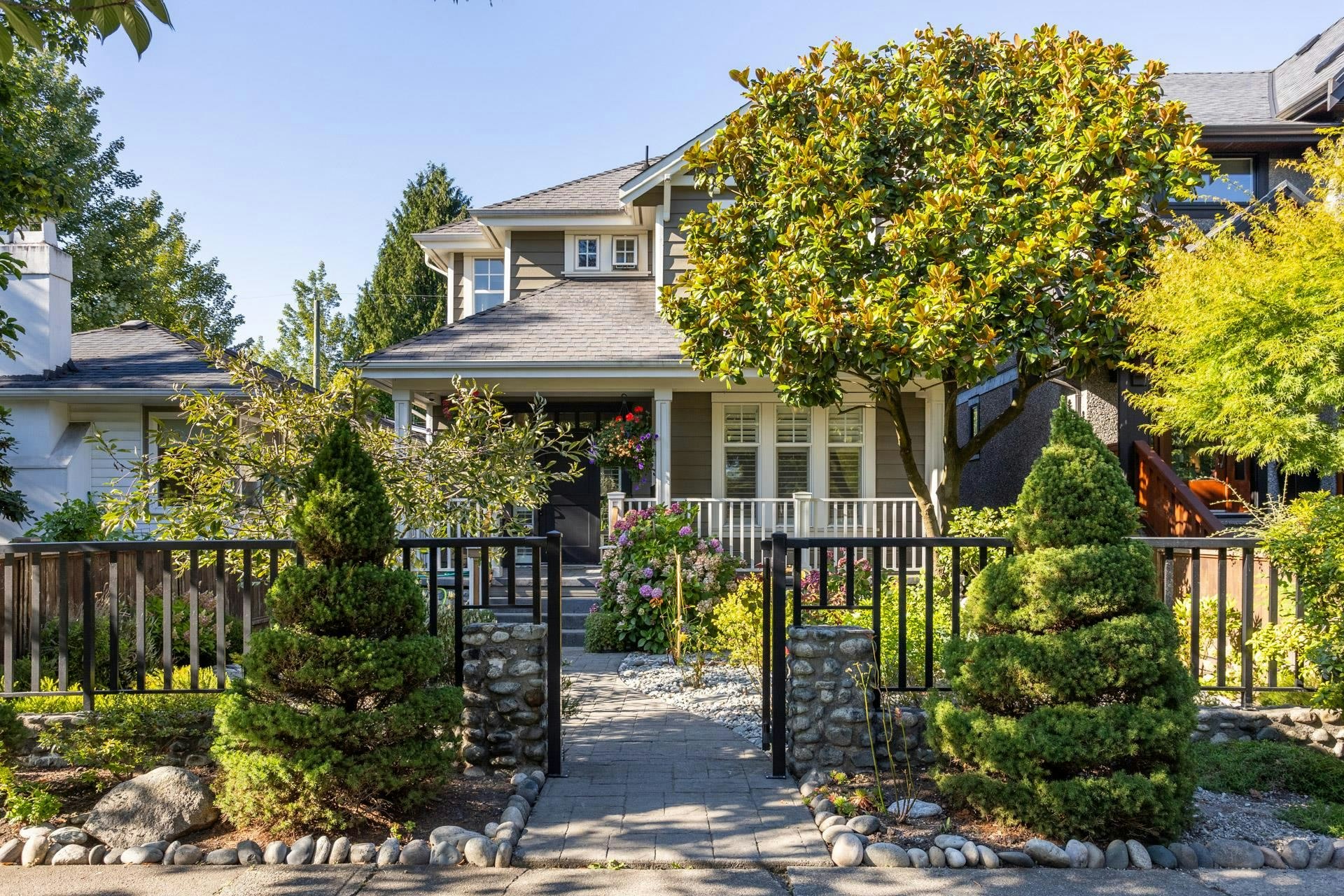 2985 W 16th Avenue, Vancouver, BC, V6K 3C7