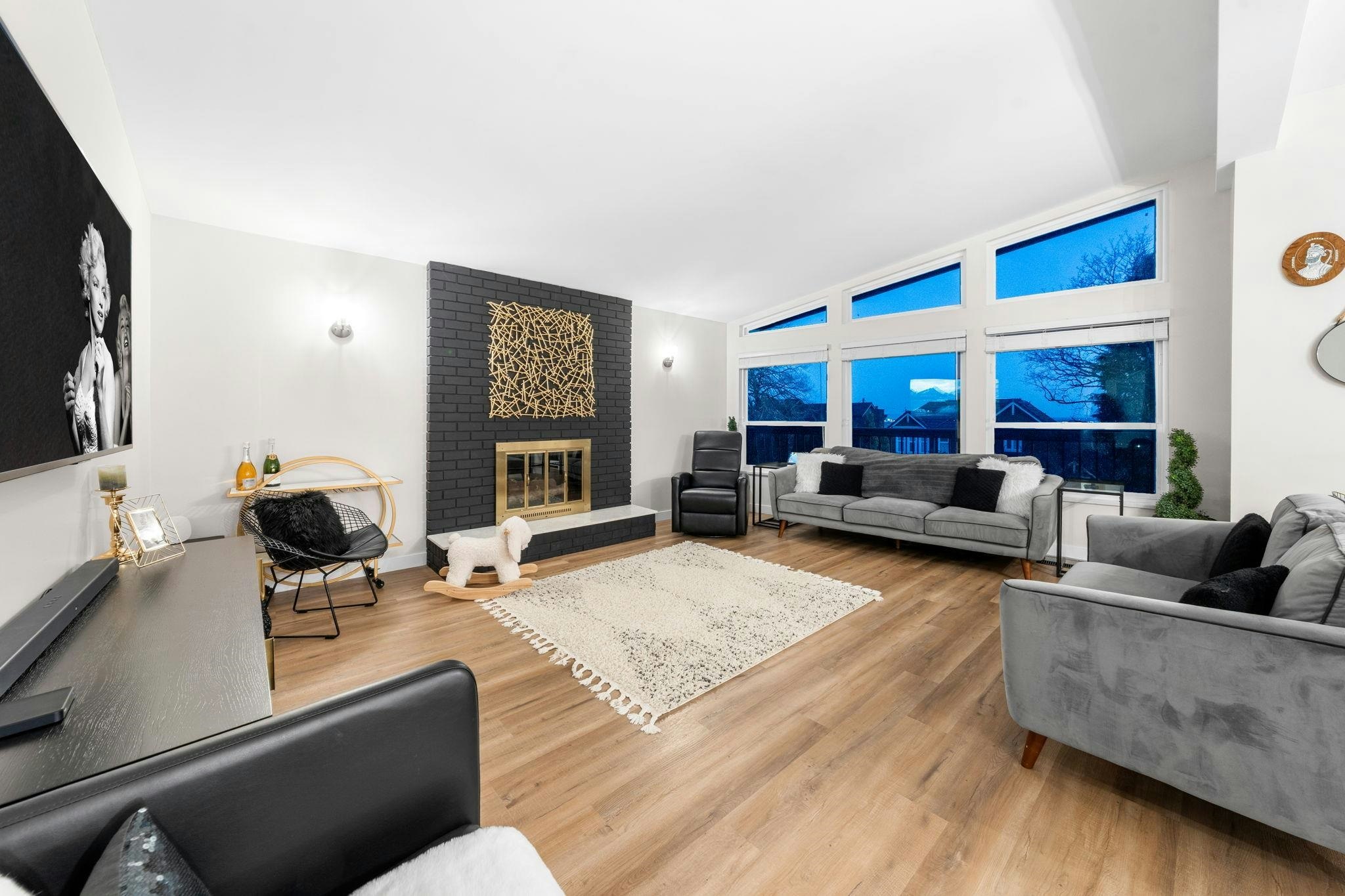 2131 Fraserview Drive, Vancouver, BC, V5P 2N2 - 2