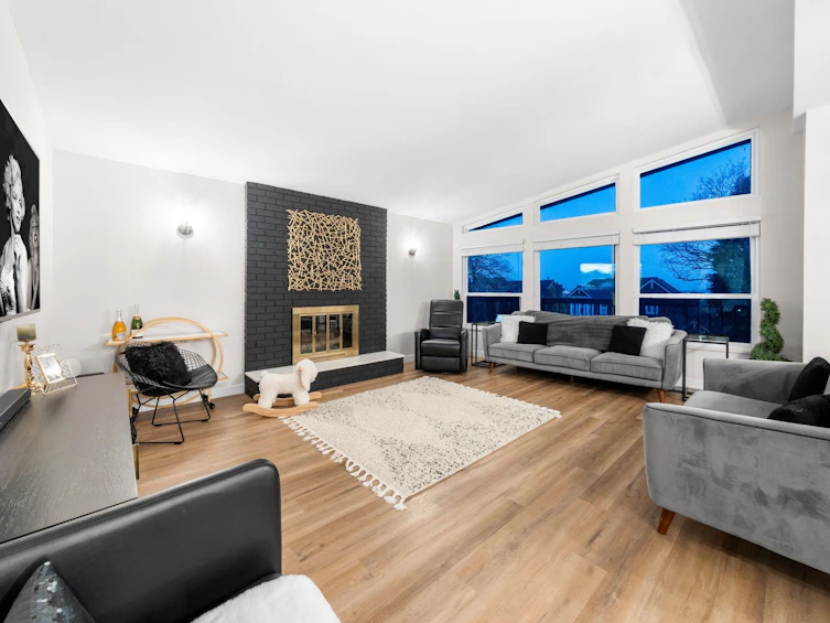 2131 Fraserview Drive, Vancouver, BC, V5P 2N2 - 2