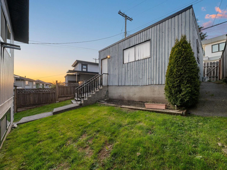 2131 Fraserview Drive, Vancouver, BC, V5P 2N2 - 40