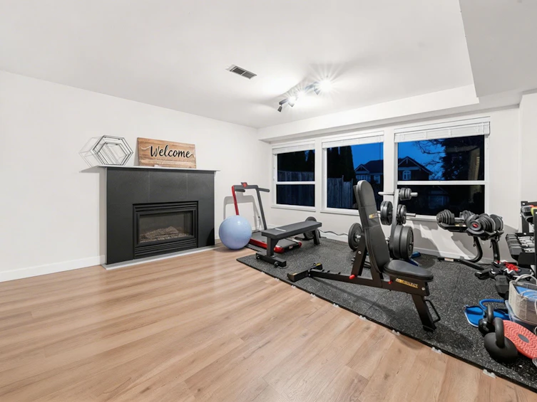 2131 Fraserview Drive, Vancouver, BC, V5P 2N2 - 31