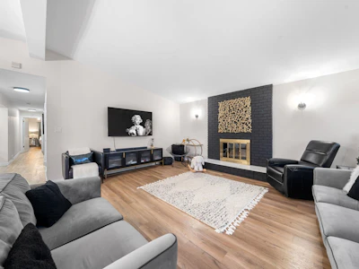 2131 Fraserview Drive - 5