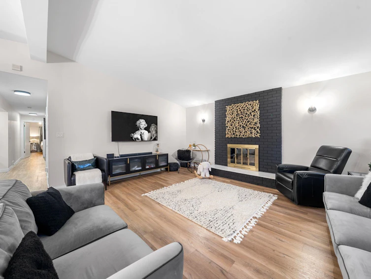 2131 Fraserview Drive, Vancouver, BC, V5P 2N2 - 6
