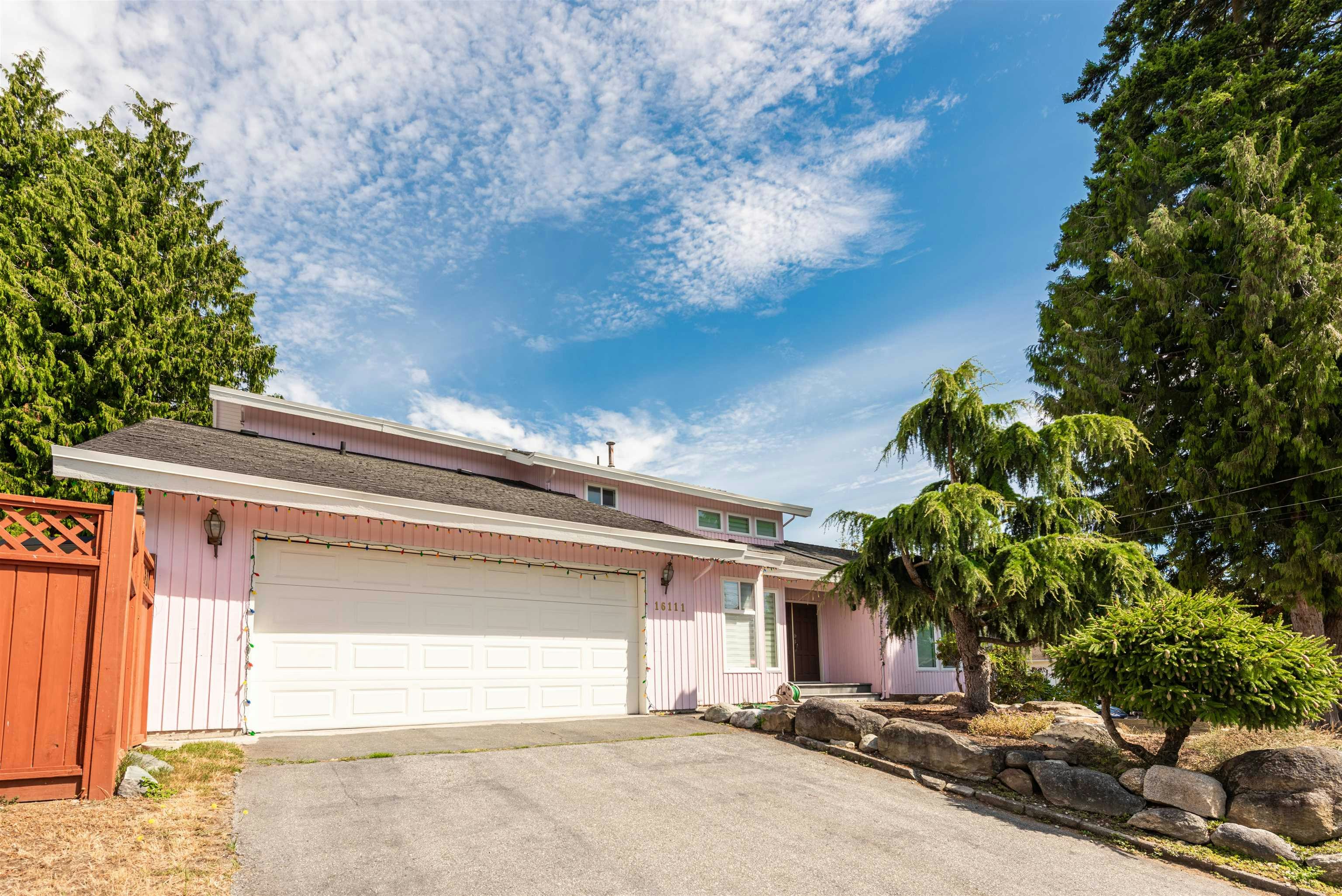 16111 10 Avenue, Surrey, BC, V4A 1A7