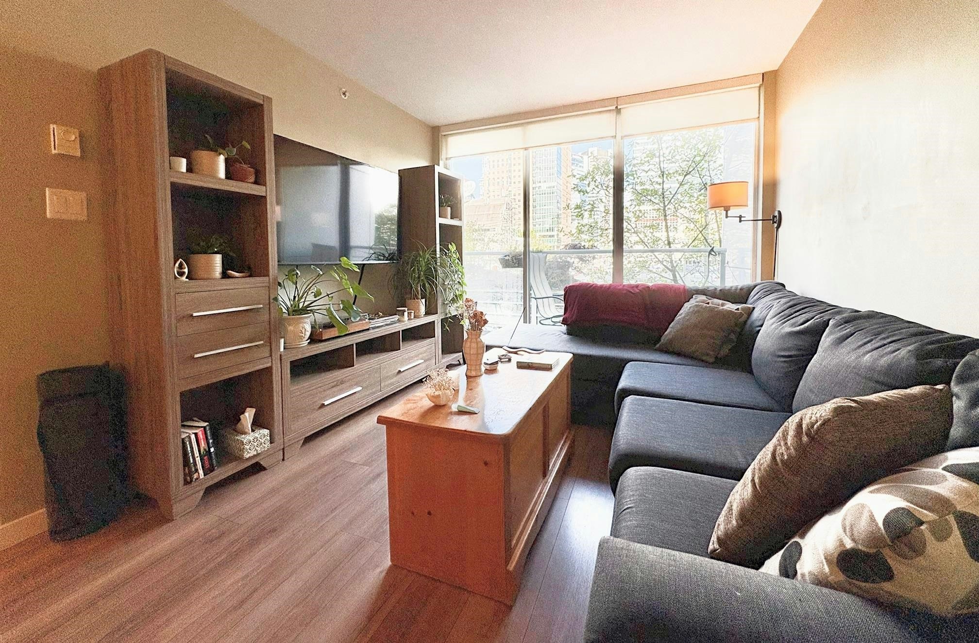 308-161 W Georgia Street, Vancouver, BC, V6B 0K9