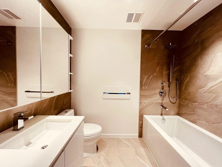 727-6808 Minoru Boulevard, Richmond, BC, V6Y 0M7 - 3