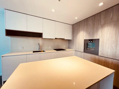 727-6808 Minoru Boulevard - 2