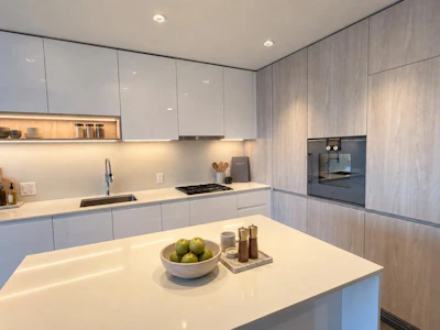727-6808 Minoru Boulevard - 3