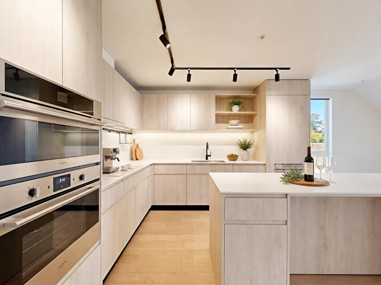 3930 Dumfries Street, Vancouver, BC, V5N 0J1 - 6