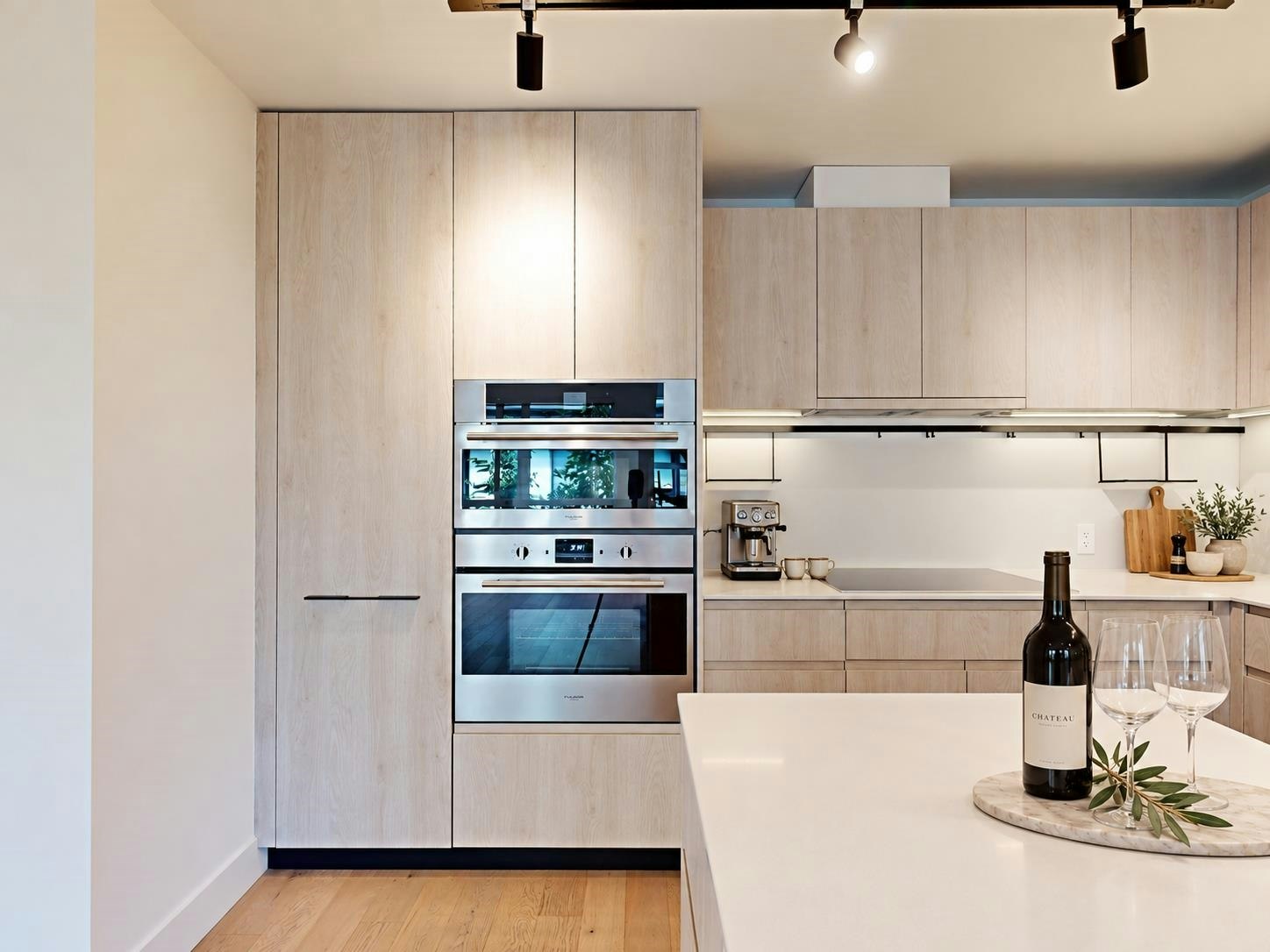 3930 Dumfries Street, Vancouver, BC, V5N 0J1 - 8