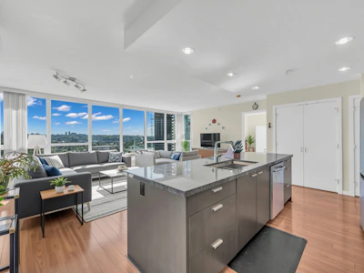 1503-2200 Douglas Road - 4