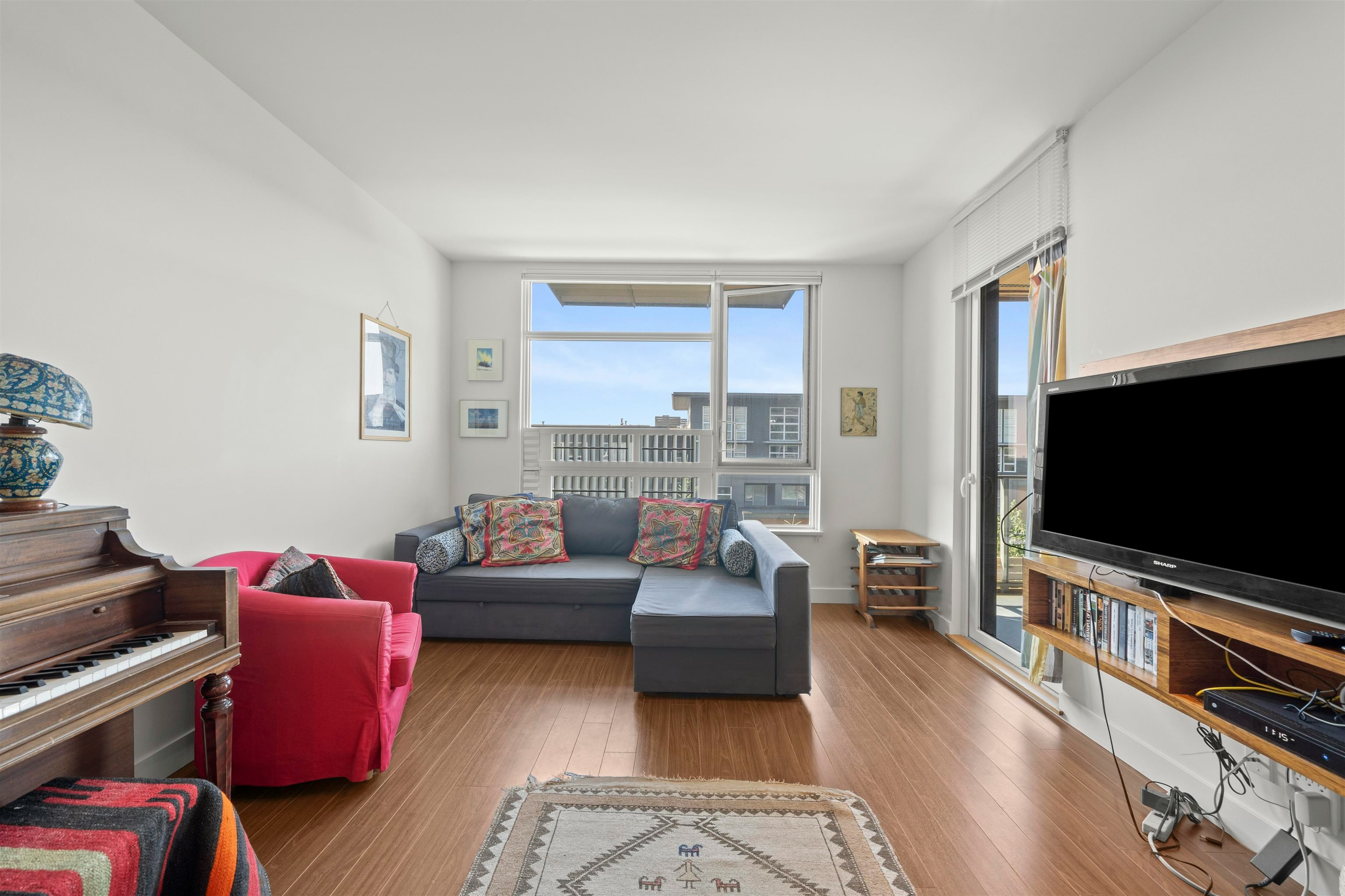 314-9150 University High Street - 2