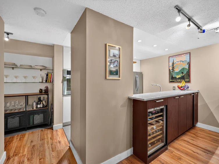 202-936 Bute Street, Vancouver, BC, V6E 1Y8 - 6