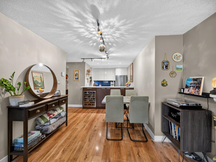 202-936 Bute Street, Vancouver, BC, V6E 1Y8 - 16