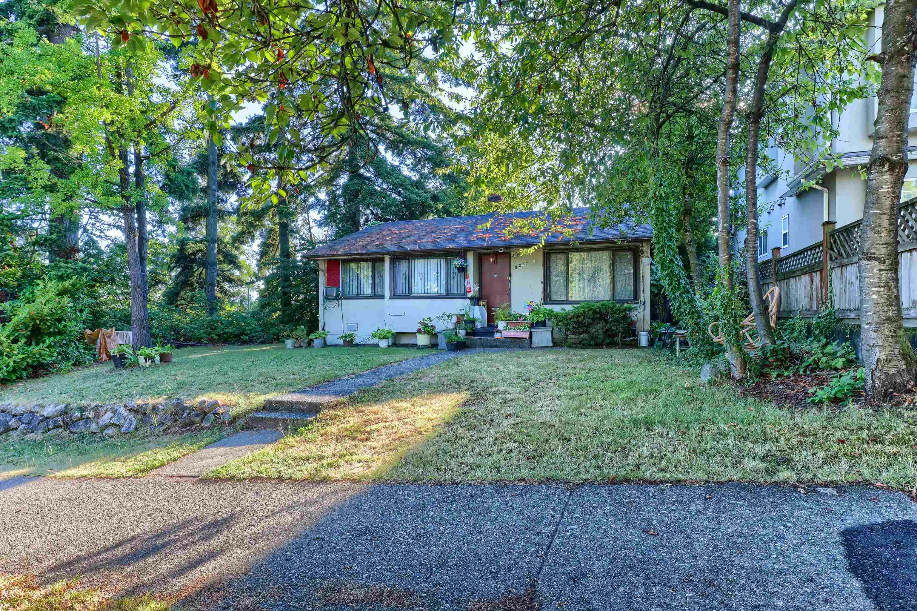 8287 Victoria Drive, Vancouver, BC, V5P 4A7