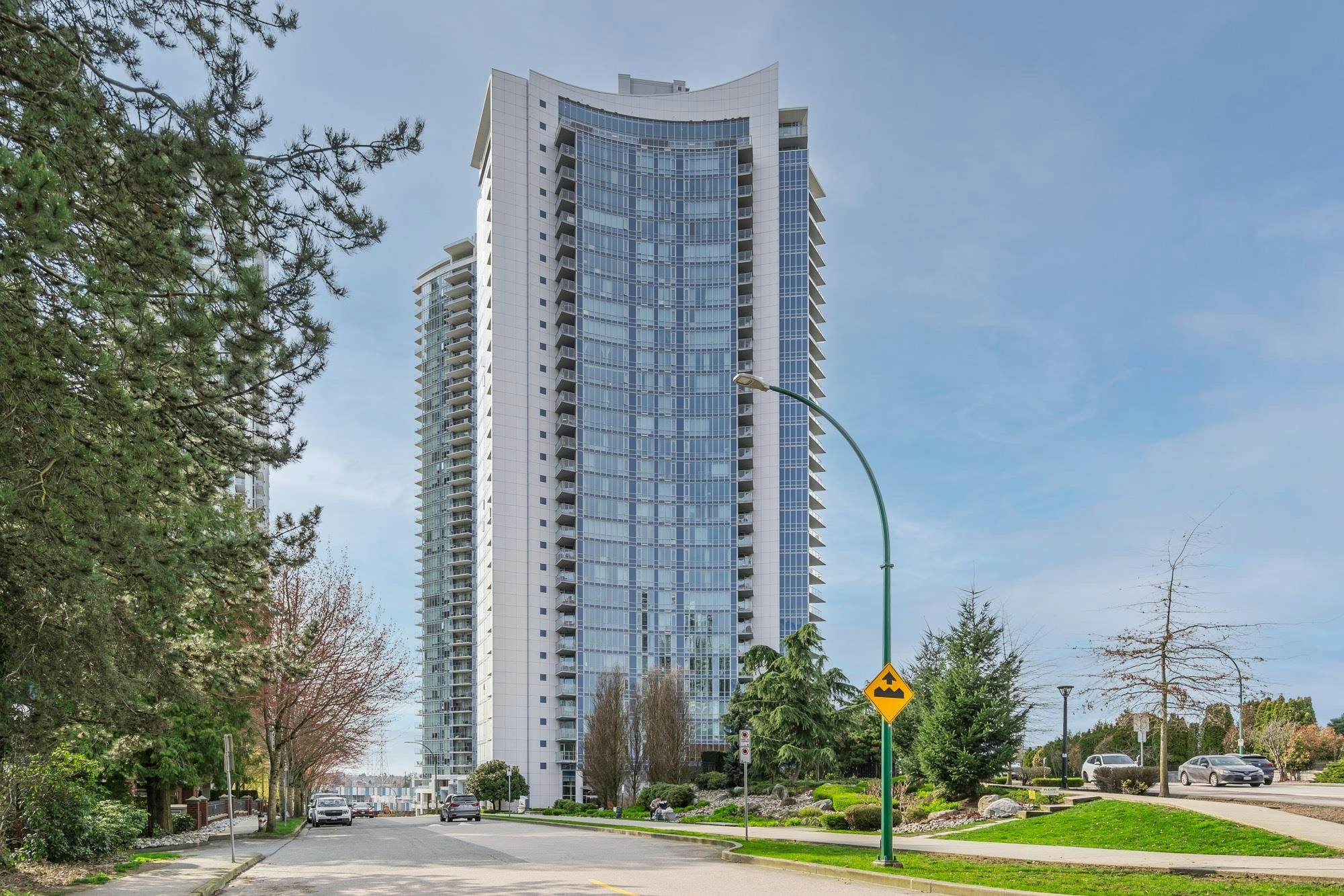 2009-4189 Halifax Street, Burnaby, BC, V5C 0H9