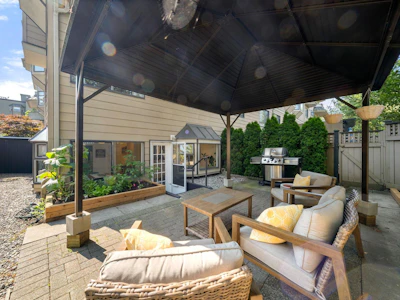 112-777 Eighth Street - 2